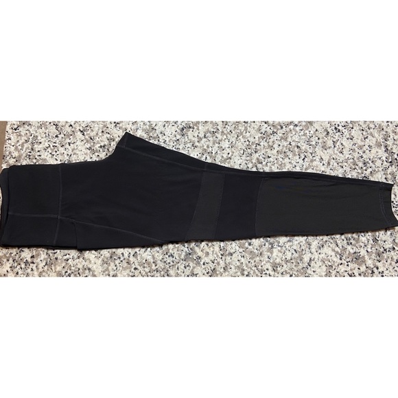 Athleta Mesh Pocket Salutation Tight Leggings - Picture 10 of 10
